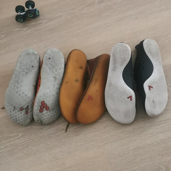 Vivo barefoot Other - Vivobarefoot minimalist shoe bundle (size 43/10)
